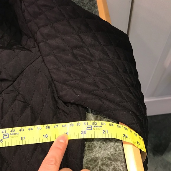 - 🍁Quilted black jacket with animal print lining - Picture 5 of 8